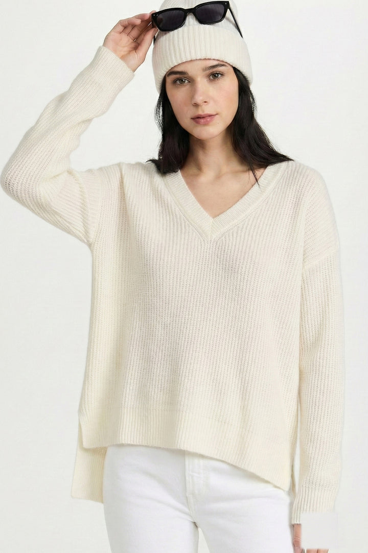 Women’s 100% Cashmere Black V-Neck Sweater