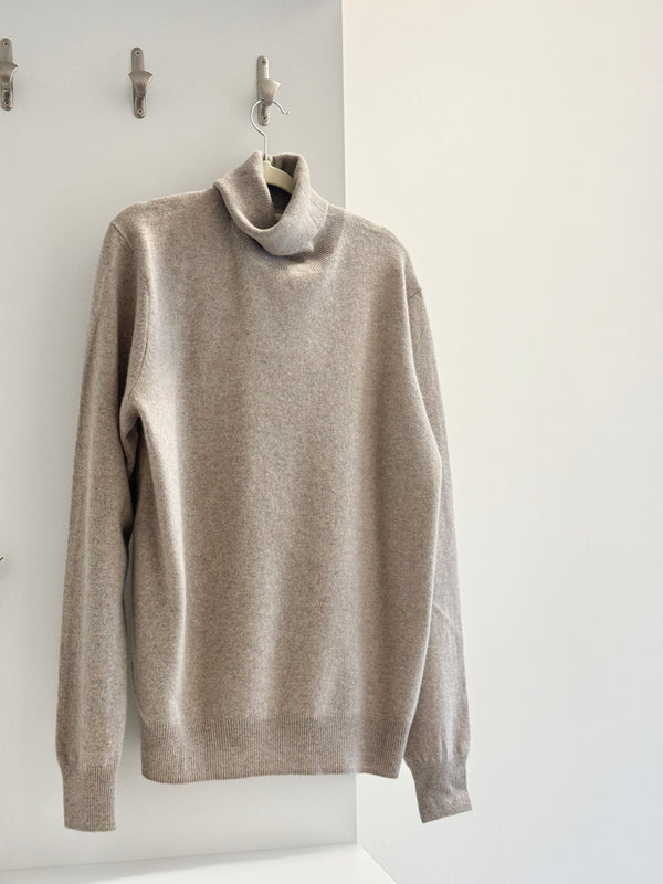 Cashmere turtleneck sweater for men